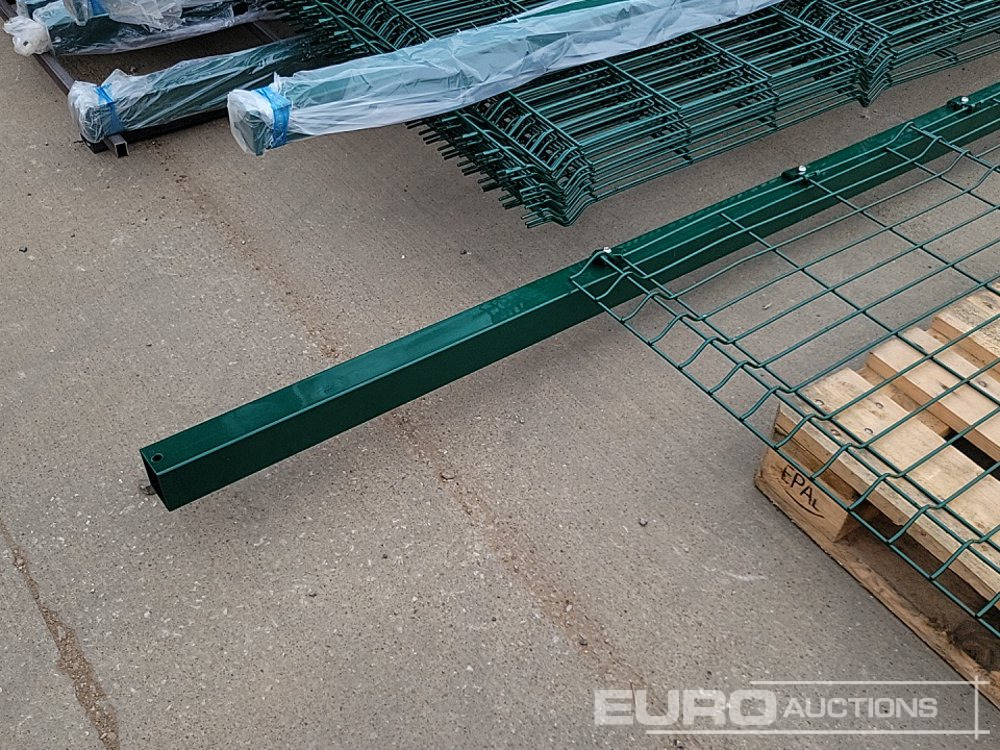 Construction equipment Unused Galvanised & Powder Coated Heavy Duty (5mm) Wire Mesh Fencing, 25 x H2.4m x W2.2m Panels, 26 x 60mm x 60mm x3m Posts, with Fittings (Green): picture 8