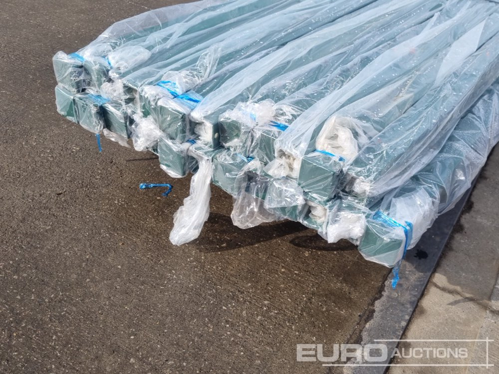 Construction equipment Unused Galvanised & Powder Coated Heavy Duty (5mm) Wire Mesh Fencing, 25 x H2.4m x W2.2m Panels, 26 x 60mm x 60mm x3m Posts, with Fittings (Green): picture 10