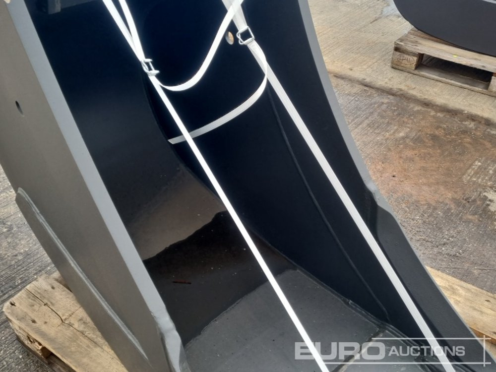 New Bucket Unused Miller 24 Scoop Bucket 80mm Pin to suit 20 Ton Excavator: picture 9