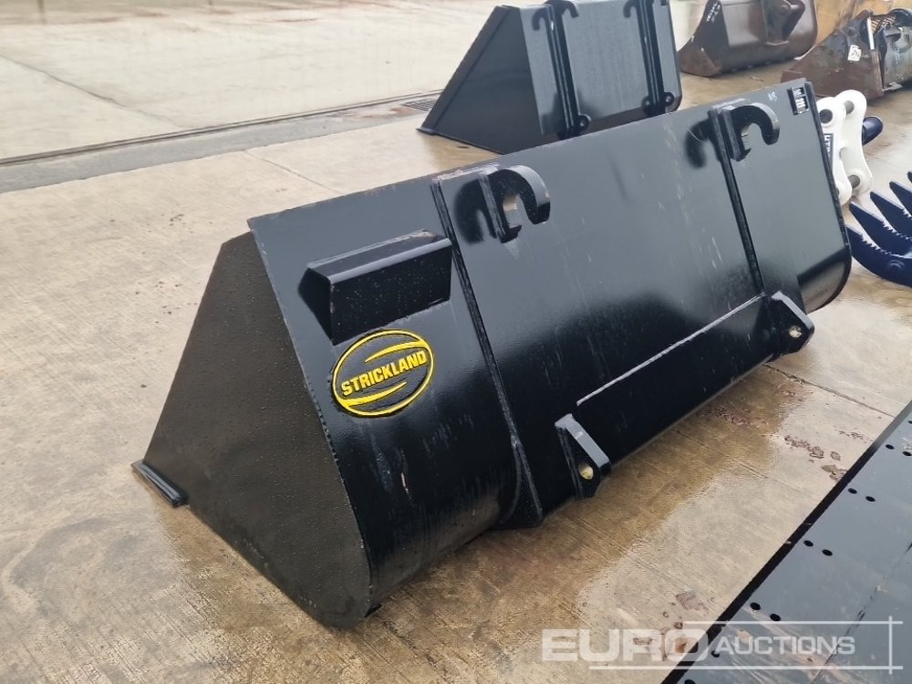 Unused Strickland 90" Loading Bucket to suit JCB Telehandler - Bucket: picture 2 Unused Strickland 90" Loading Bucket to suit JCB Telehandler - Bucket: picture 2