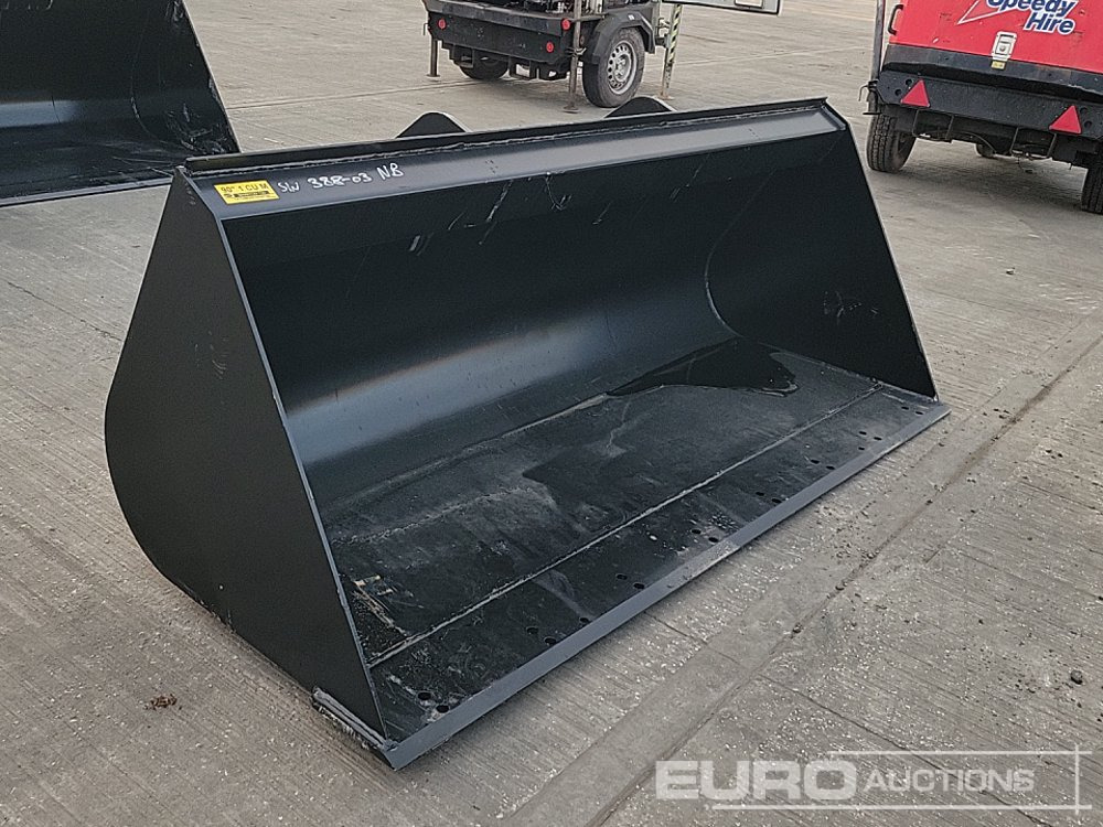 New Bucket Unused Strickland 90" Loading Bucket to suit Manitou Telehandler: picture 7