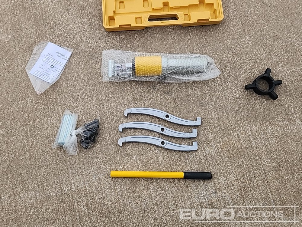 Unused TMUS10 Ton Hydraulic Bearing Puller - Workshop equipment: picture 2 Unused TMUS10 Ton Hydraulic Bearing Puller - Workshop equipment: picture 2