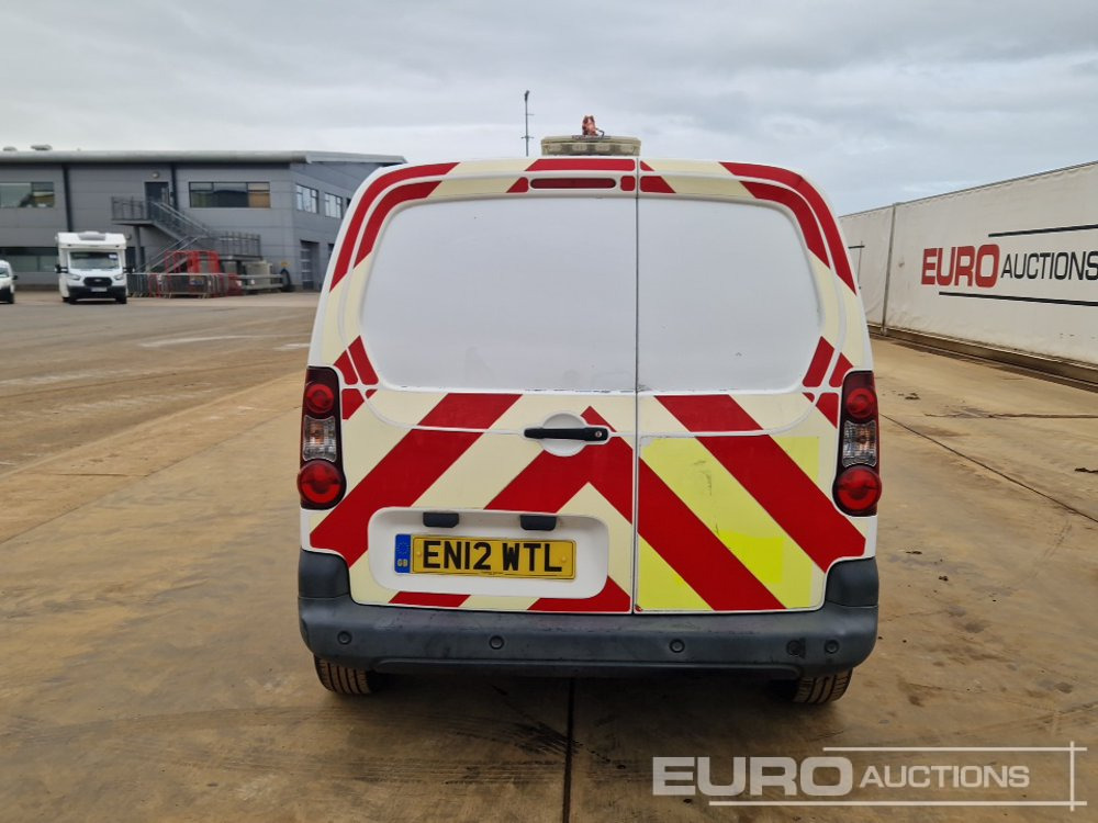 2012 Citreon Berlingo - Van: picture 4 2012 Citreon Berlingo - Van: picture 4