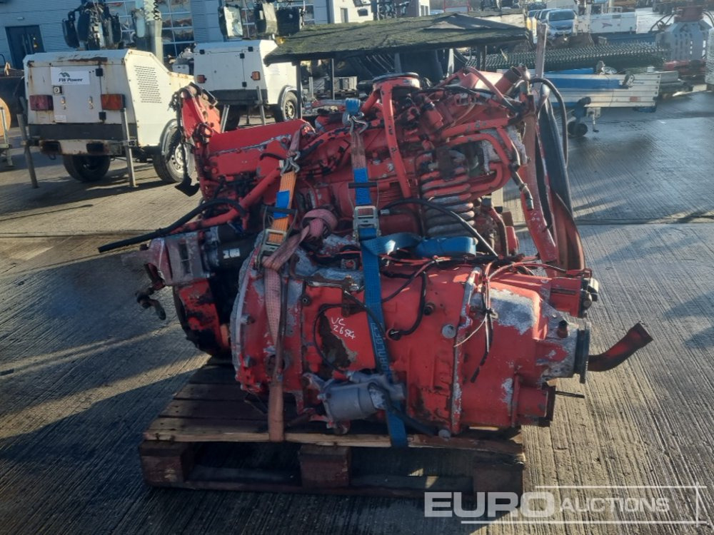Volvo 6 Cylinder Engine, Gearbox - Engine: picture 2 Volvo 6 Cylinder Engine, Gearbox - Engine: picture 2