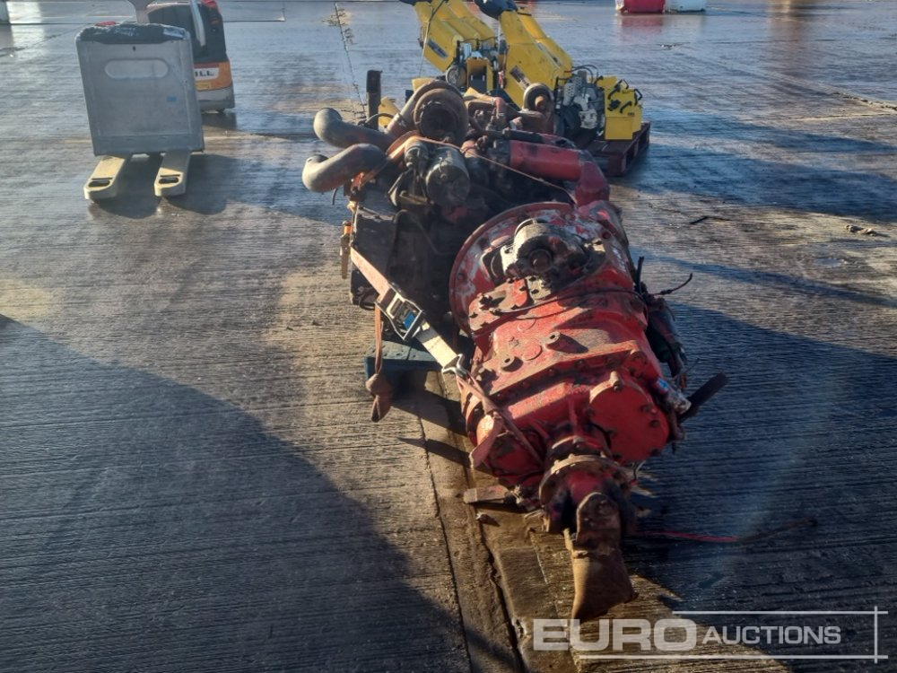 Volvo 6 Cylinder Engine, Gearbox - Engine: picture 4 Volvo 6 Cylinder Engine, Gearbox - Engine: picture 4