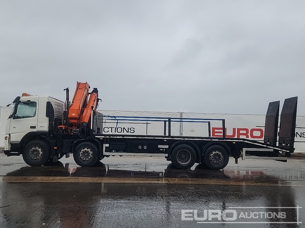 Volvo FM9-380 - Dropside/ Flatbed truck: picture 2 Volvo FM9-380 - Dropside/ Flatbed truck: picture 2