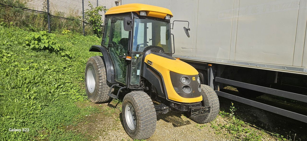 JCB 354 - Farm tractor: picture 1 JCB 354 - Farm tractor: picture 1
