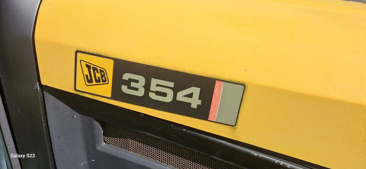 JCB 354 - Farm tractor: picture 2 JCB 354 - Farm tractor: picture 2