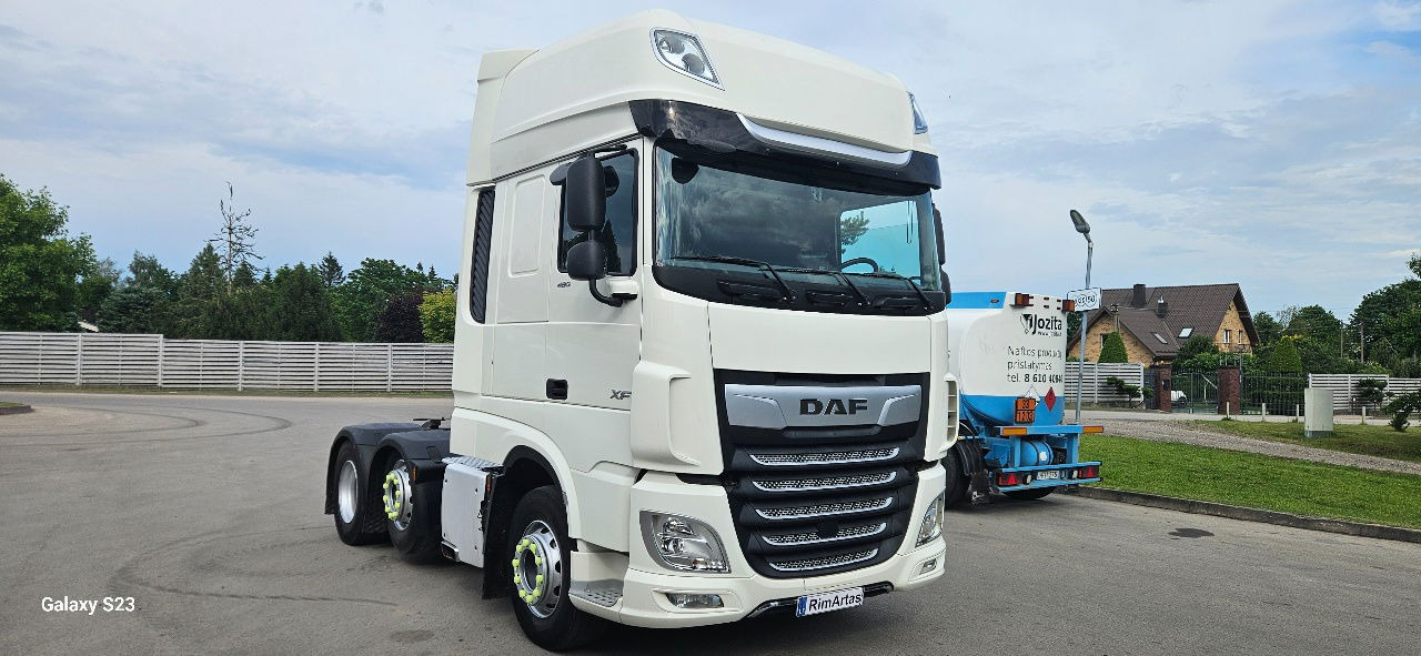 DAF XF 105.460 - Tractor unit: picture 4 DAF XF 105.460 - Tractor unit: picture 4