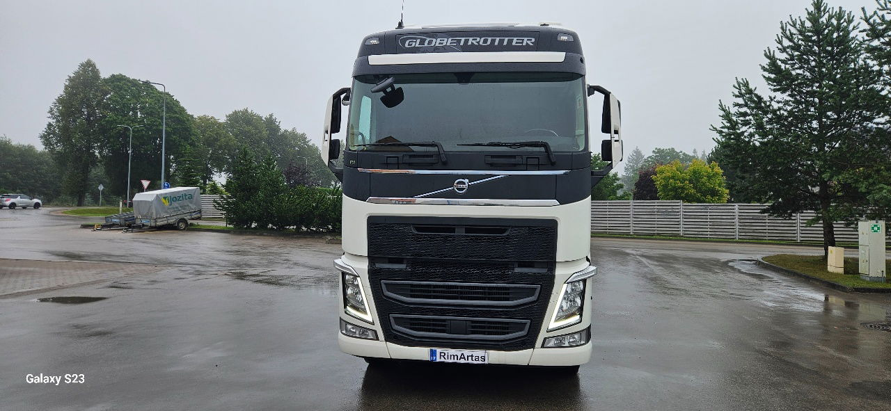 Volvo FH 500 - Tractor unit: picture 5 Volvo FH 500 - Tractor unit: picture 5