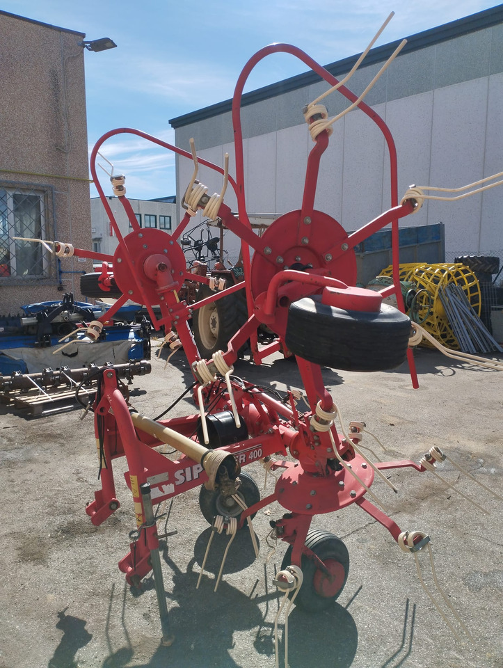 Voltafieno usato Sip 400 idraulico - Tedder/ Rake: picture 1 Voltafieno usato Sip 400 idraulico - Tedder/ Rake: picture 1