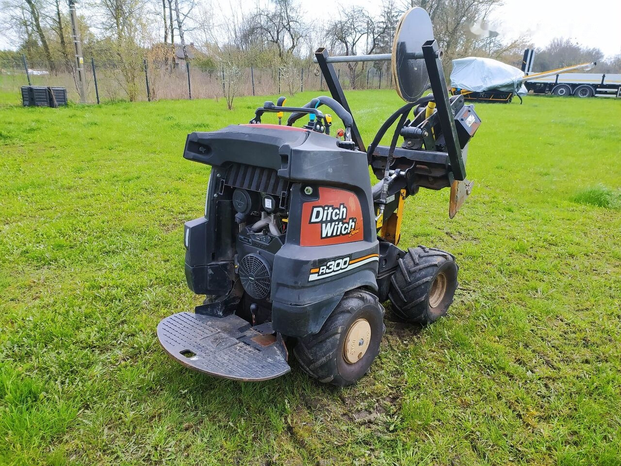 Ditch-Witch Zahn R300 - Trencher: picture 4 Ditch-Witch Zahn R300 - Trencher: picture 4