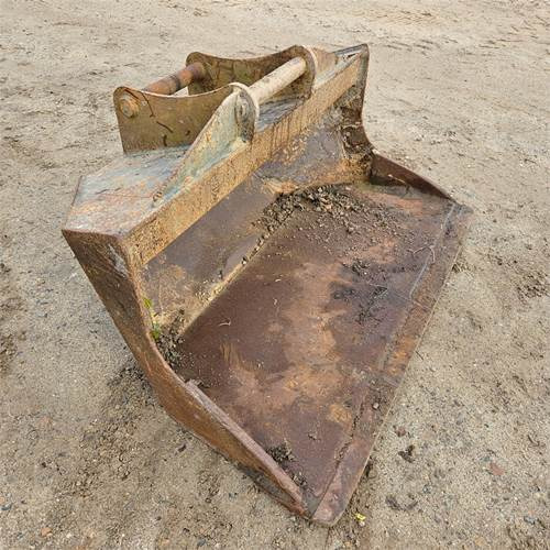 ABC 130 cm - Excavator bucket: picture 5 ABC 130 cm - Excavator bucket: picture 5