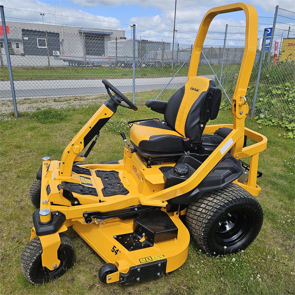 ABC Cub Cadet XZ8 Zero Turn - Garden mower: picture 1 ABC Cub Cadet XZ8 Zero Turn - Garden mower: picture 1