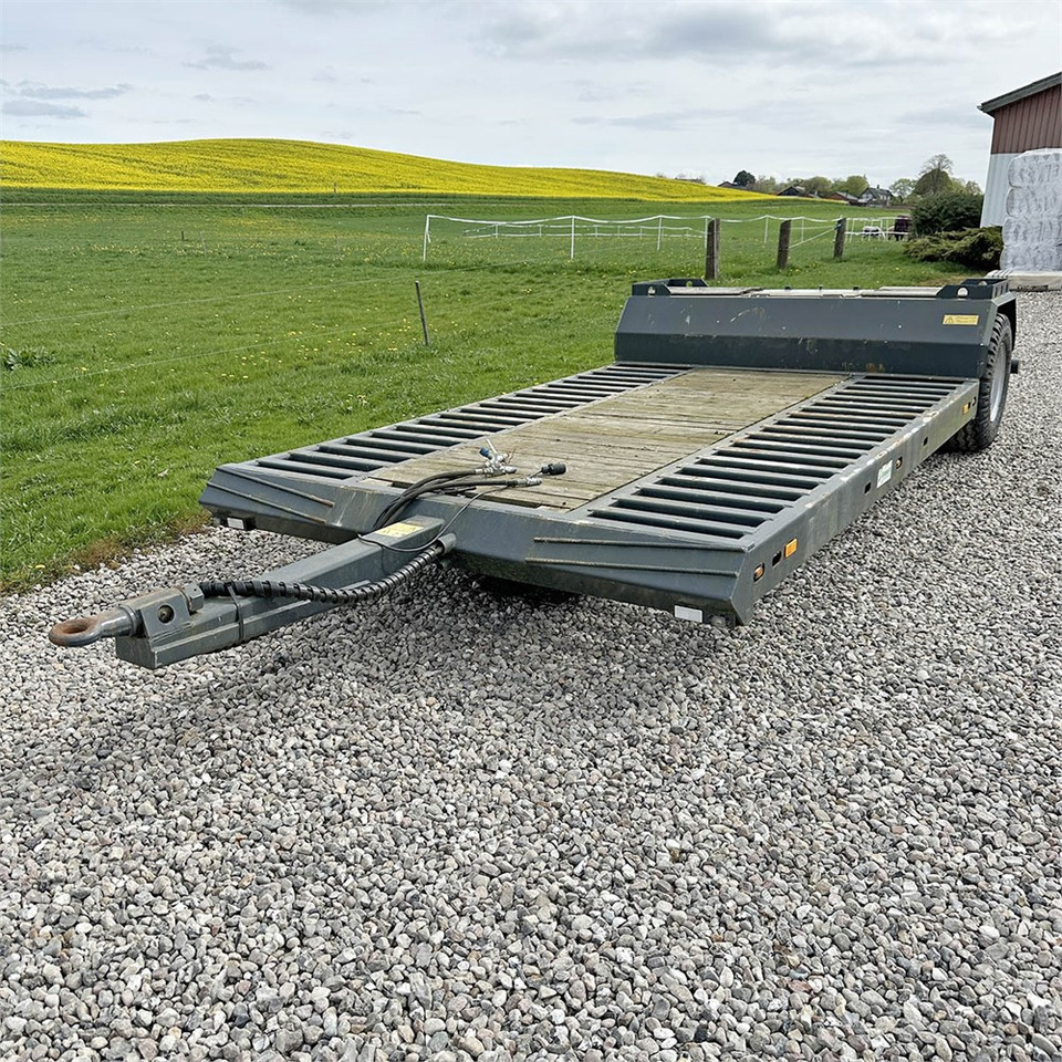 ABC Dinapolis LL-9 - Low loader trailer: picture 2 ABC Dinapolis LL-9 - Low loader trailer: picture 2