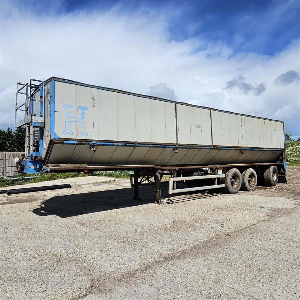 ABC Trailer - Car trailer: picture 1 ABC Trailer - Car trailer: picture 1