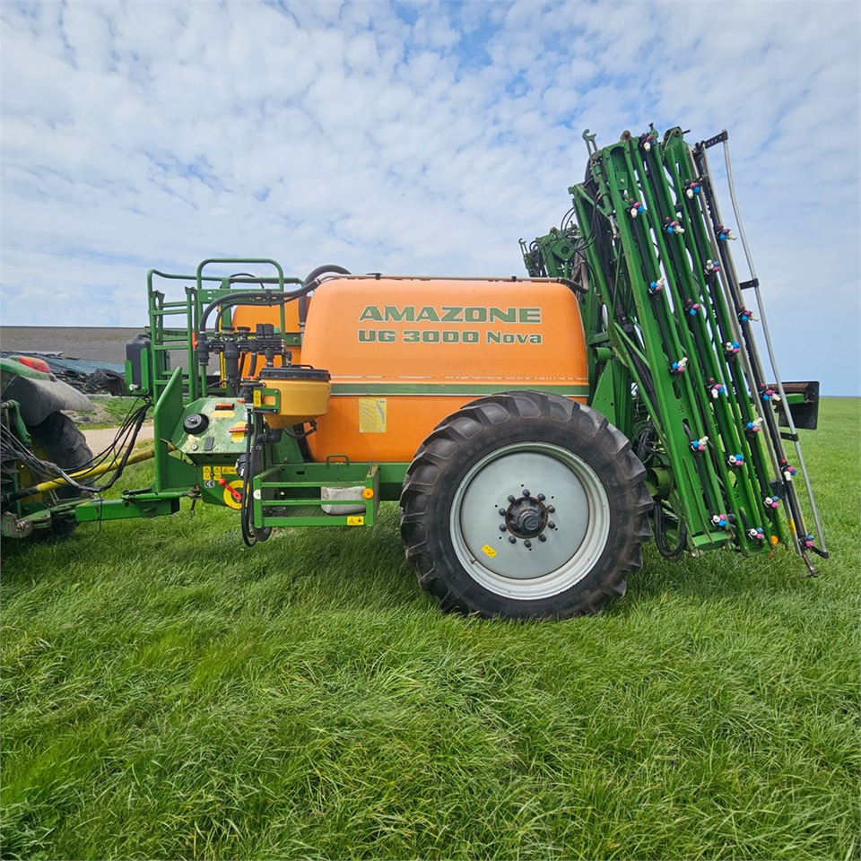 Amazone UG 3000 Nova - Sprayer: picture 2 Amazone UG 3000 Nova - Sprayer: picture 2