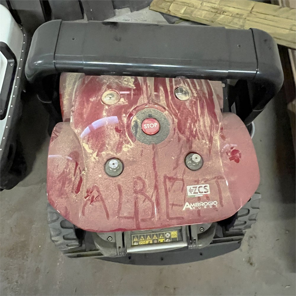 Ambrogio Cube Elite 4 WD - Garden mower: picture 3 Ambrogio Cube Elite 4 WD - Garden mower: picture 3