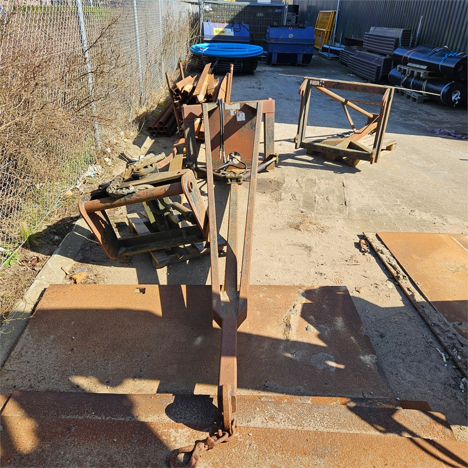 Chief Krana - Attachment for Telescopic handler: picture 2 Chief Krana - Attachment for Telescopic handler: picture 2