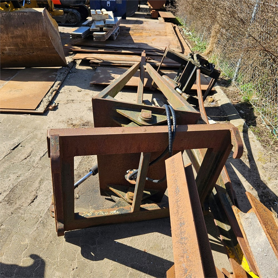 Chief Krana - Attachment for Telescopic handler: picture 3 Chief Krana - Attachment for Telescopic handler: picture 3