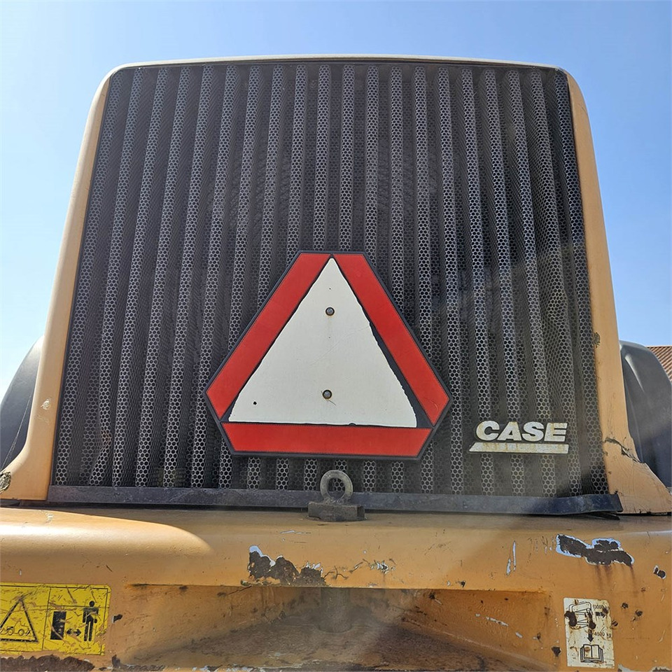 Wheel loader Case 921 E: picture 42