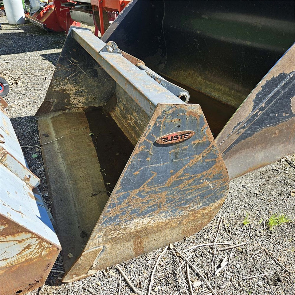 Lease a Case Farmlift 742 Case Farmlift 742: picture 6