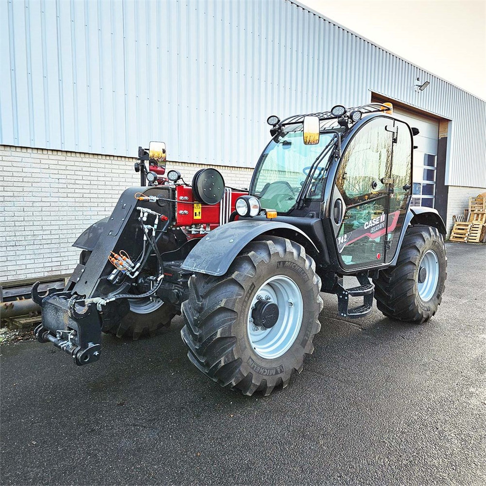Case Farmlift 742 - Telescopic handler: picture 2 Case Farmlift 742 - Telescopic handler: picture 2