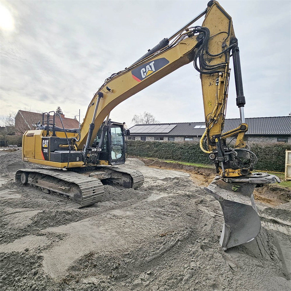 Crawler excavator Caterpillar 320 EL: picture 7