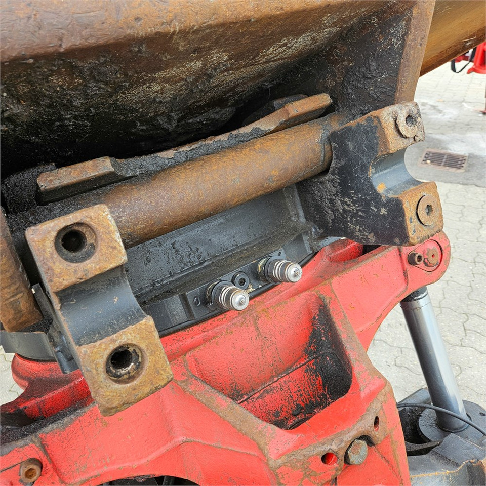Crawler excavator Caterpillar 325 FLCR: picture 26
