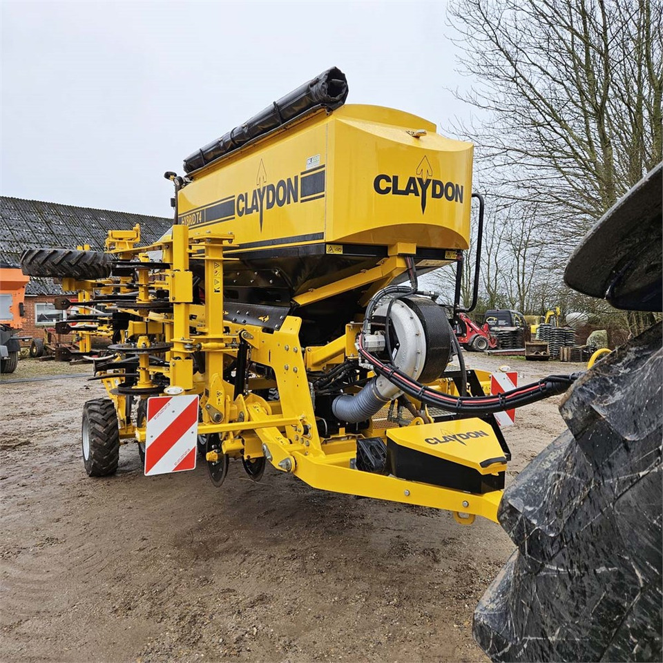 Claydon Trailed Hybrid 4 - 4,8 meter - Sowing equipment: picture 2 Claydon Trailed Hybrid 4 - 4,8 meter - Sowing equipment: picture 2