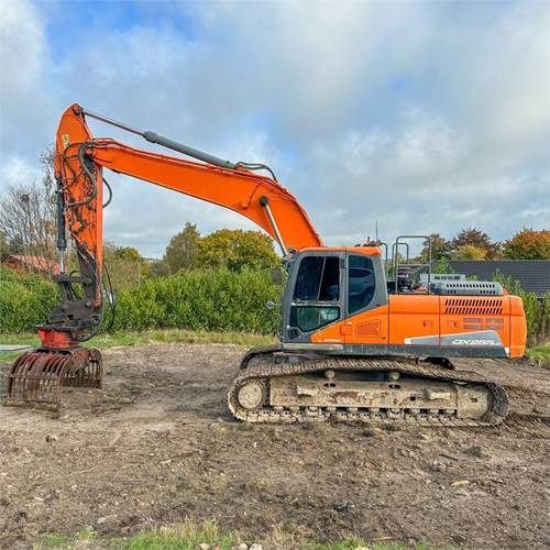 Doosan DX255 LC - Crawler excavator: picture 3 Doosan DX255 LC - Crawler excavator: picture 3