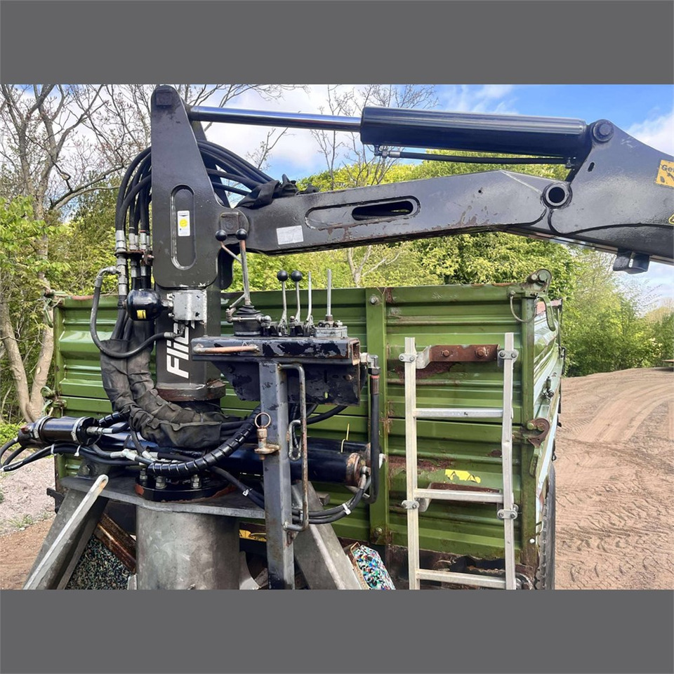 Tipper trailer Fliegl 65-40 N: picture 20