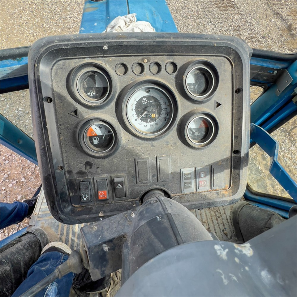 Farm tractor Ford 5610: picture 15