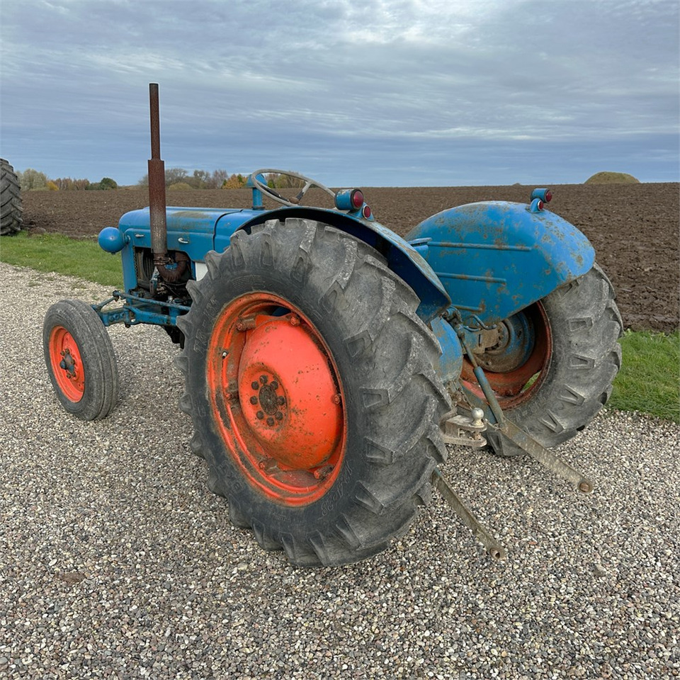 Ford Dexta T3 - Farm tractor: picture 4 Ford Dexta T3 - Farm tractor: picture 4
