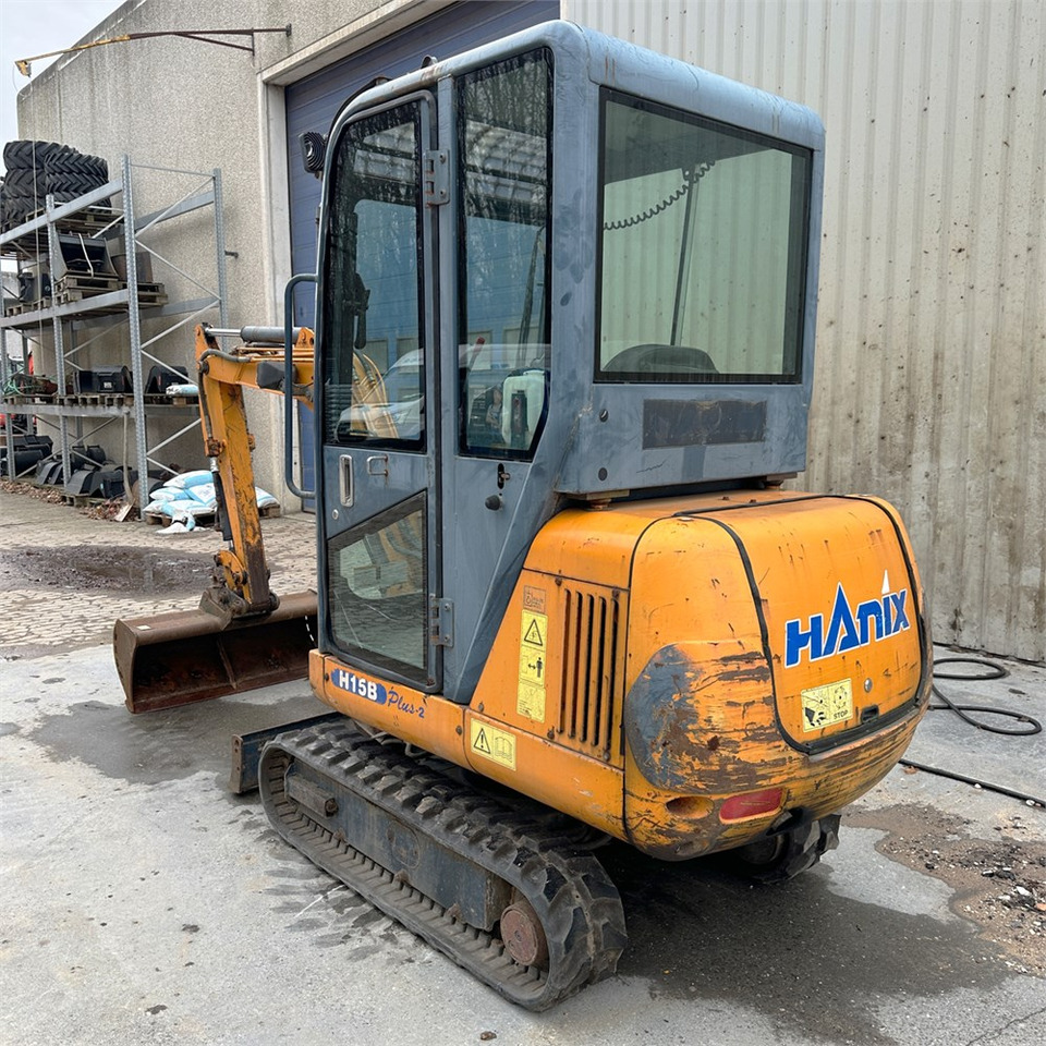 Hanix H15B - Mini excavator: picture 3 Hanix H15B - Mini excavator: picture 3