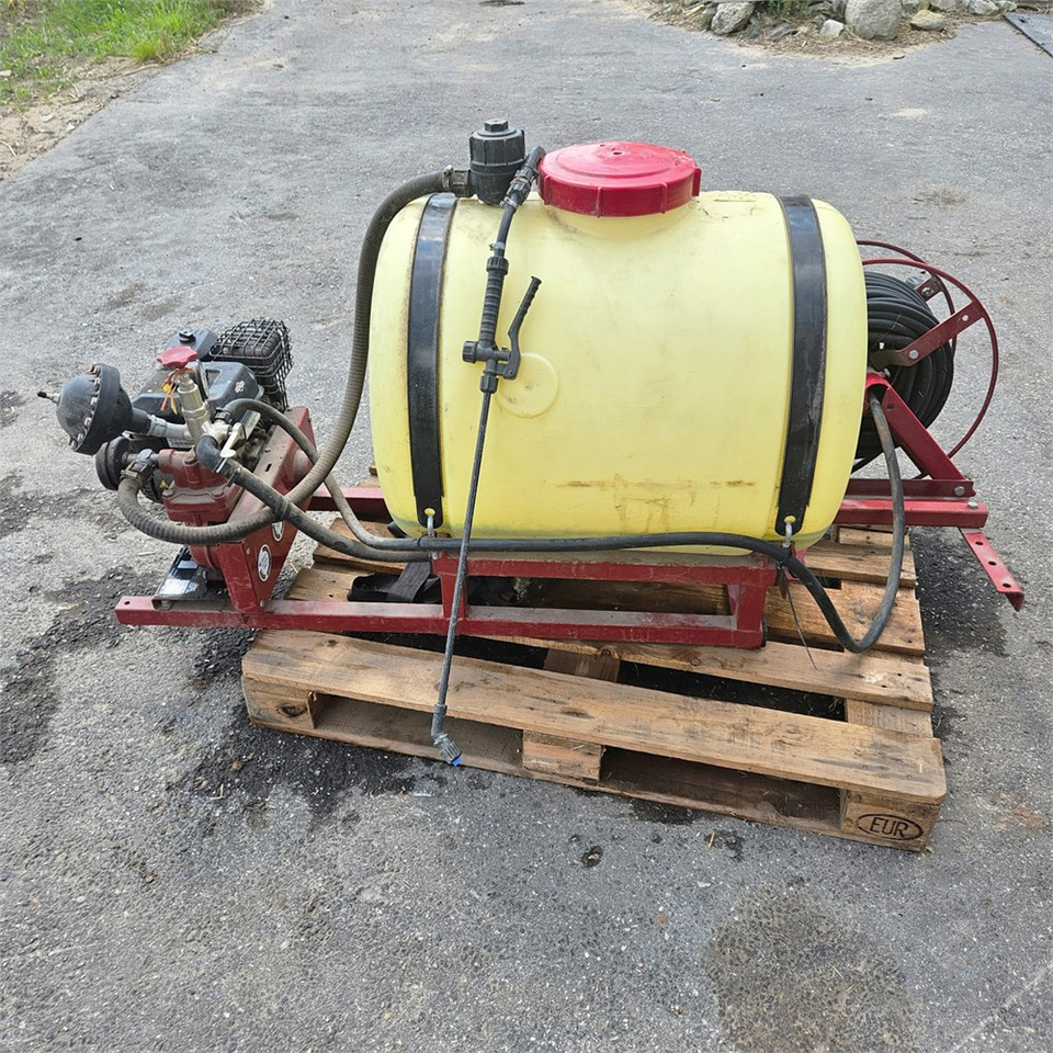 Hardi PU-200 - Sprayer: picture 2 Hardi PU-200 - Sprayer: picture 2