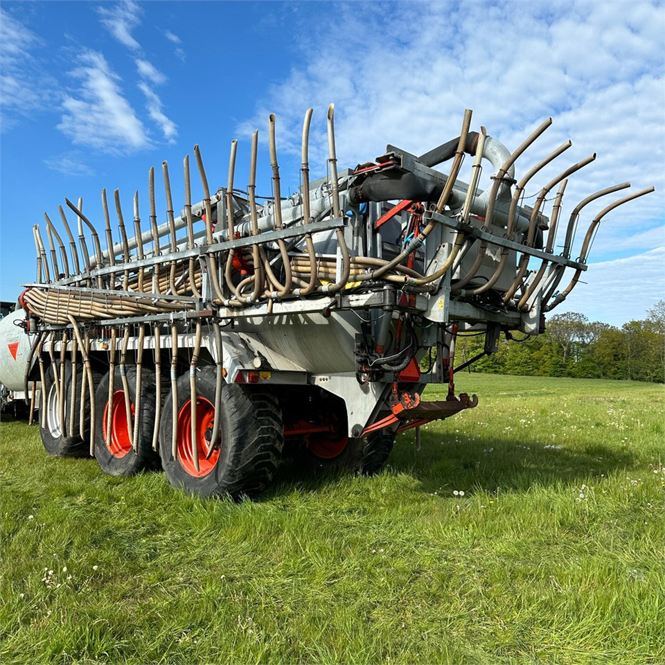Harsø HV 30 - Fertilizing equipment: picture 5 Harsø HV 30 - Fertilizing equipment: picture 5