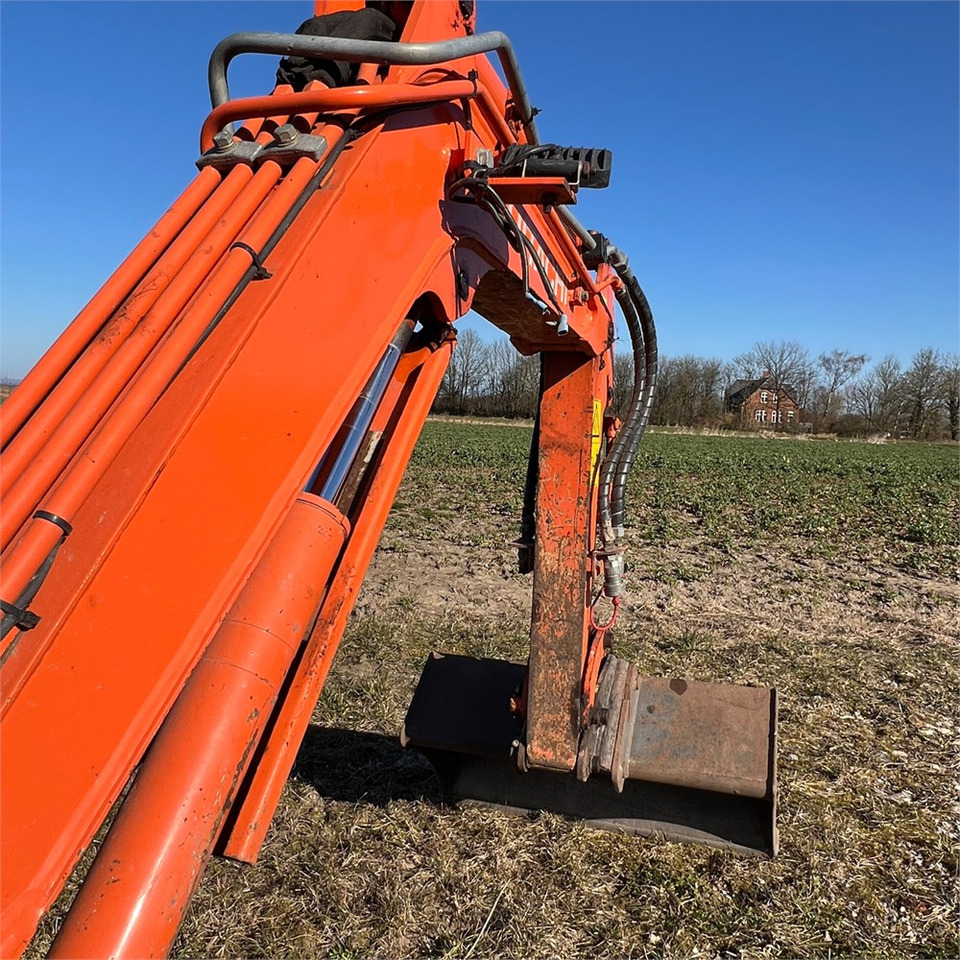 Mini excavator Hitachi ZX10U-2: picture 17