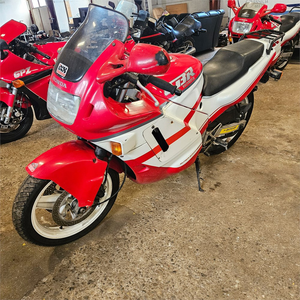 Honda CBR600F Super sport - Motorcycle: picture 1 Honda CBR600F Super sport - Motorcycle: picture 1