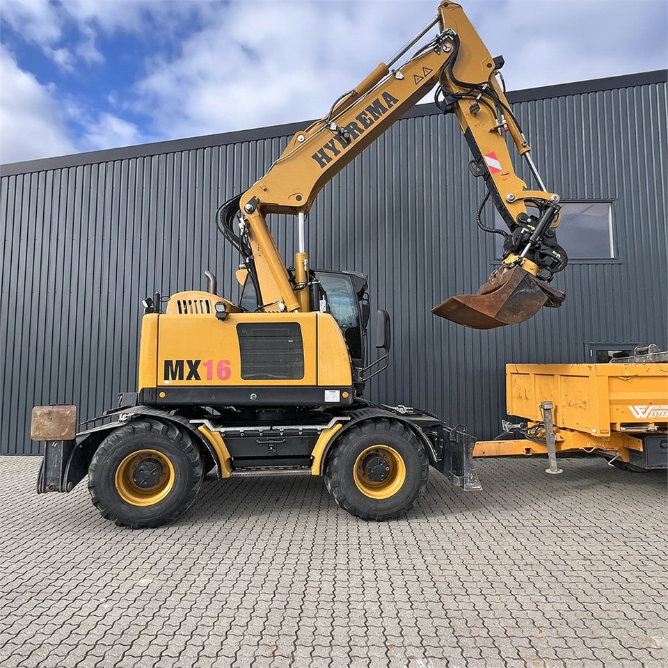 Wheel excavator Hydrema MX16: picture 15