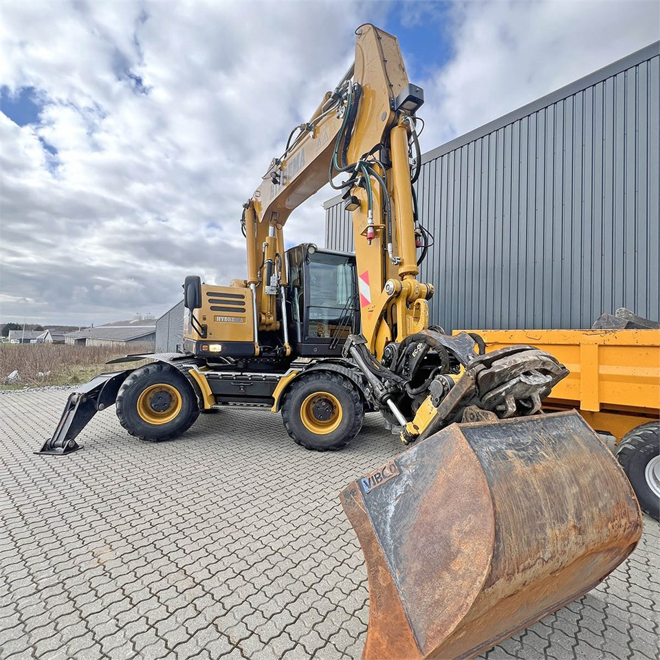 Wheel excavator Hydrema MX16: picture 16