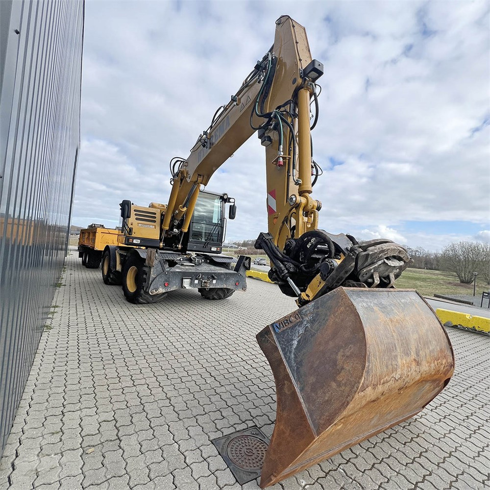 Wheel excavator Hydrema MX16: picture 17