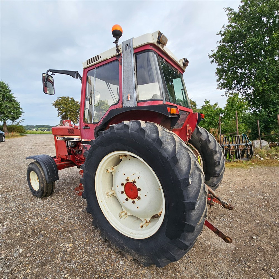 IH 1056 XL 2 WD - Farm tractor: picture 4 IH 1056 XL 2 WD - Farm tractor: picture 4