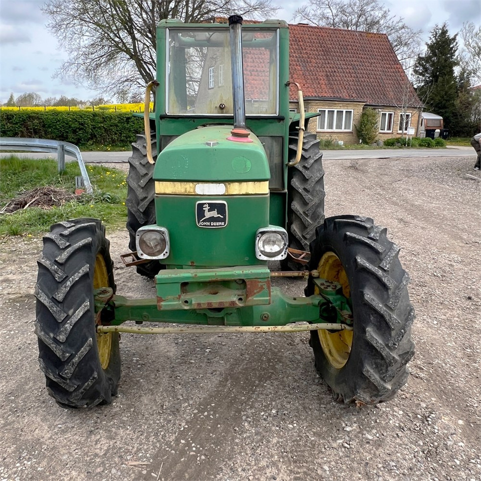 John Deere 1140 - Farm tractor: picture 2 John Deere 1140 - Farm tractor: picture 2