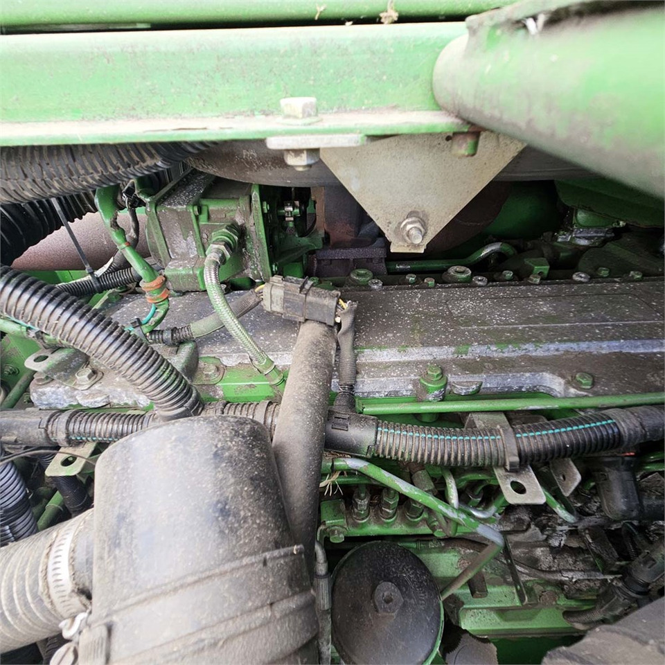 Harvester John Deere 9680i WTS: picture 28