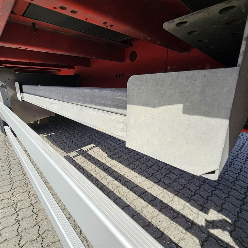 Curtainsider semi-trailer Kel-Berg D100v/xl: picture 12