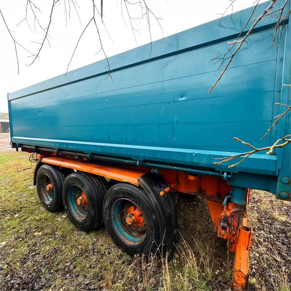 Kel-Berg T790K - Tipper trailer: picture 3 Kel-Berg T790K - Tipper trailer: picture 3