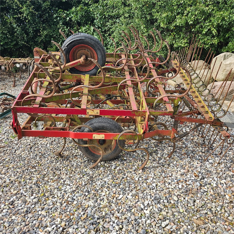 Kongskilde S60 29 - Cultivator: picture 3 Kongskilde S60 29 - Cultivator: picture 3