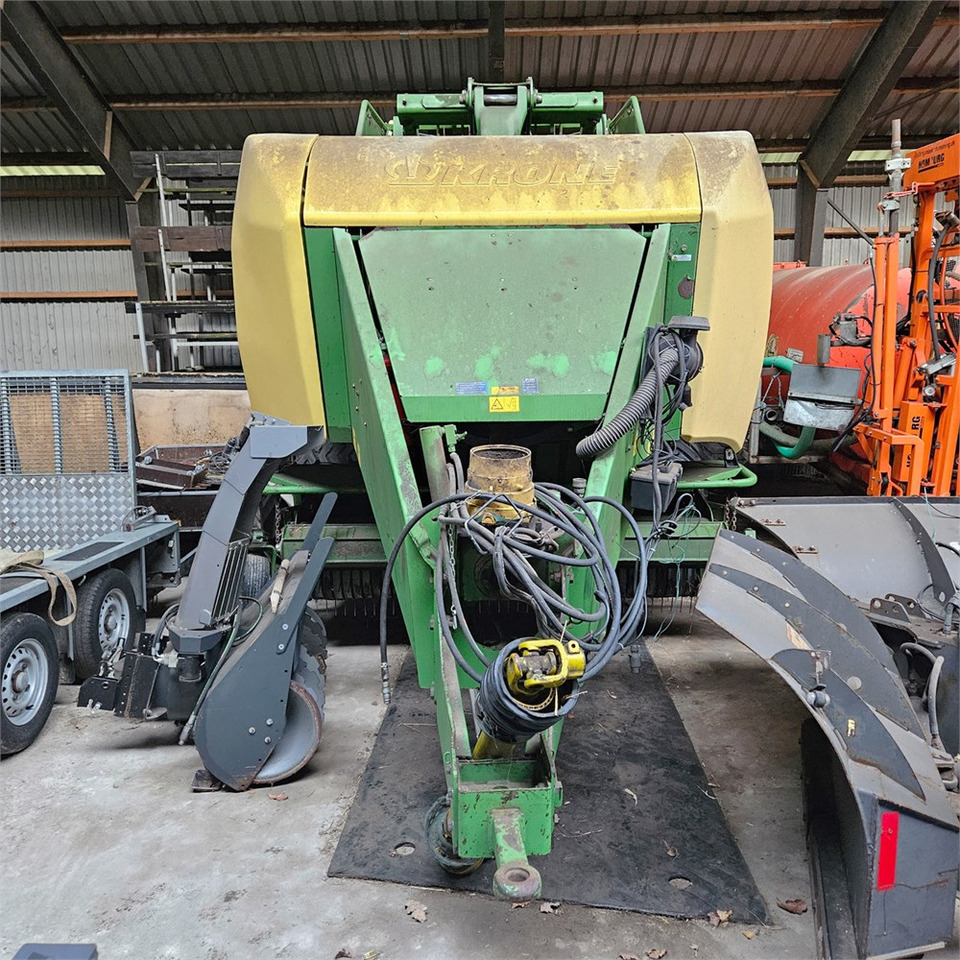 Krone Big Pack 12130 - Hay and forage equipment: picture 3 Krone Big Pack 12130 - Hay and forage equipment: picture 3
