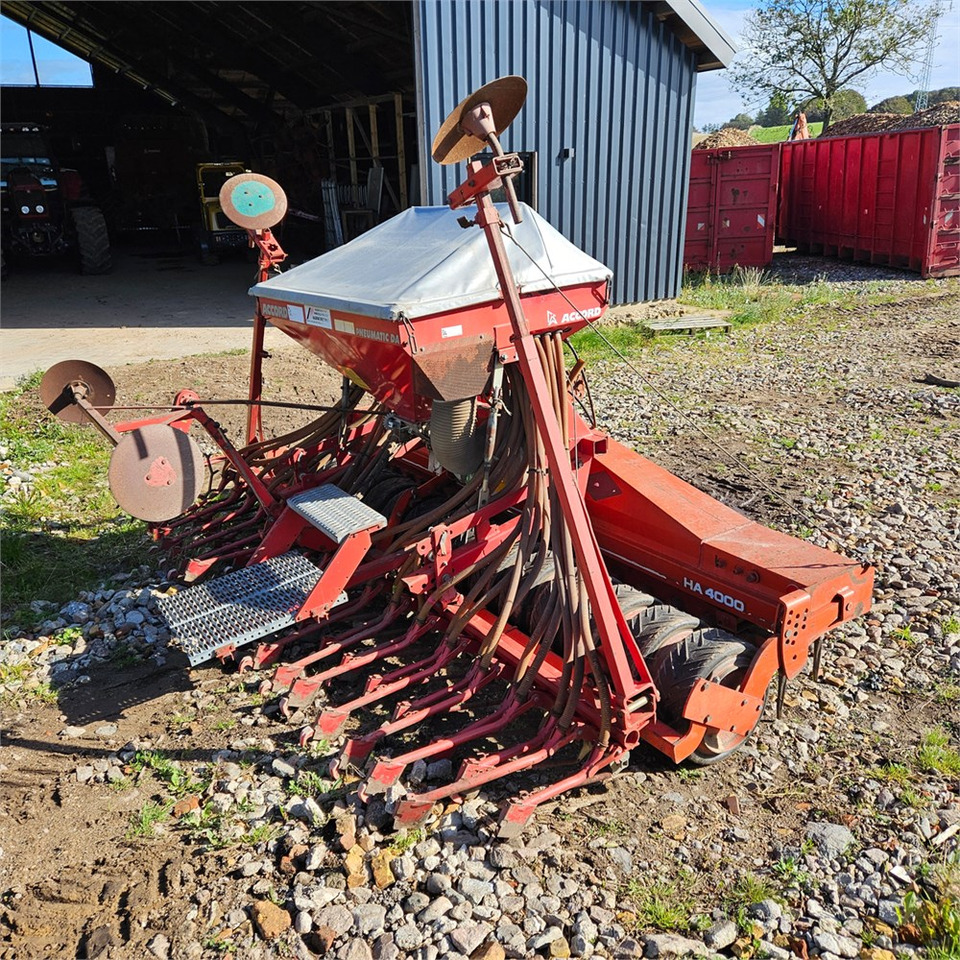 Kverneland Accord Pneumatic DA - Sowing equipment: picture 4 Kverneland Accord Pneumatic DA - Sowing equipment: picture 4